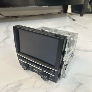 2009-2016 PORSCHE PANAMERA
970 RADIO CD PLAYER RECEIVER
HEAD UNIT 97064217209